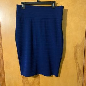 EUC LuLaRoe Cassie Skirt